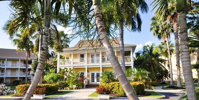 Sunshine Suites Resort West Bay 4*,