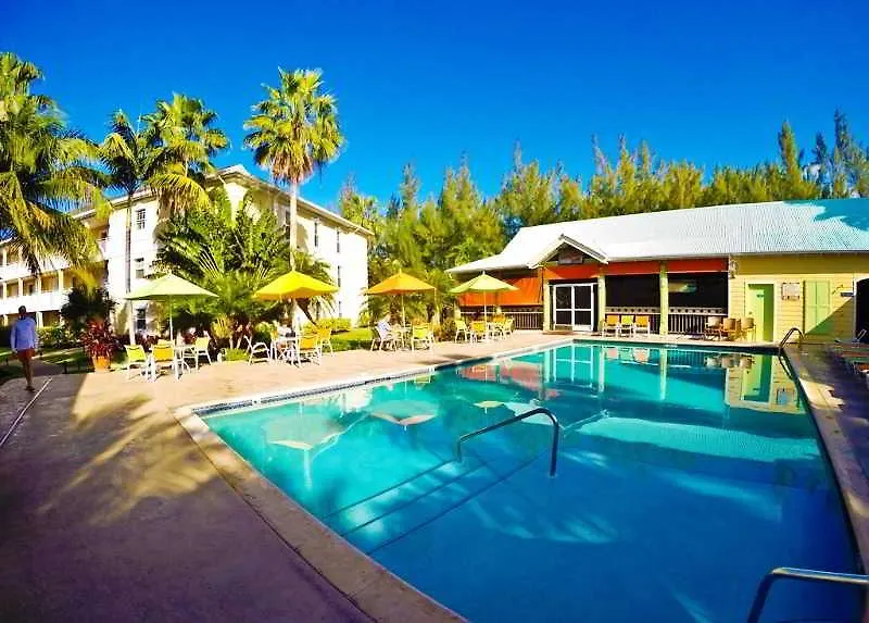 Sunshine Suites Resort West Bay 4*,