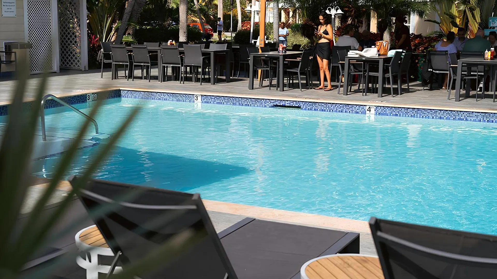 **** Hotel Sunshine Suites Resort West Bay Kajmanské ostrovy